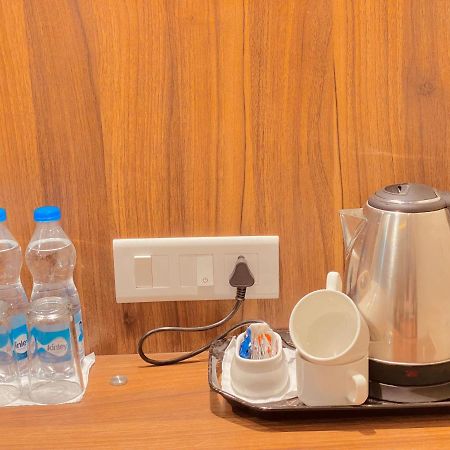 Hotel White House By An Hotels - Walking Distance From Golden Temple Amritsar Bagian luar foto