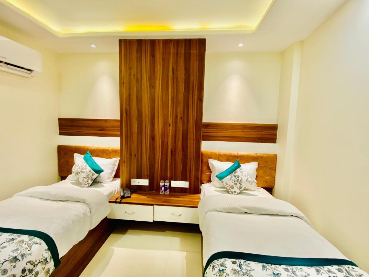 Hotel White House By An Hotels - Walking Distance From Golden Temple Amritsar Bagian luar foto
