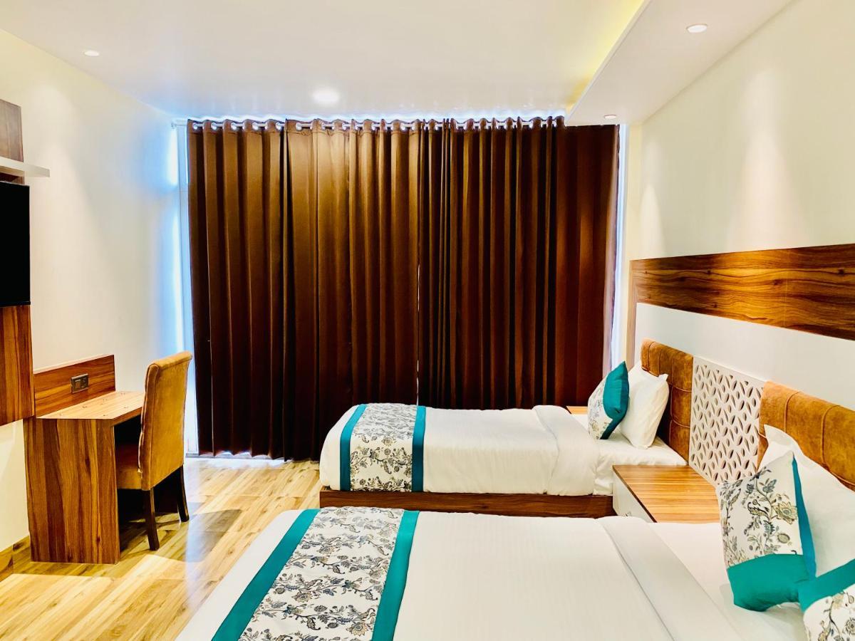 Hotel White House By An Hotels - Walking Distance From Golden Temple Amritsar Bagian luar foto